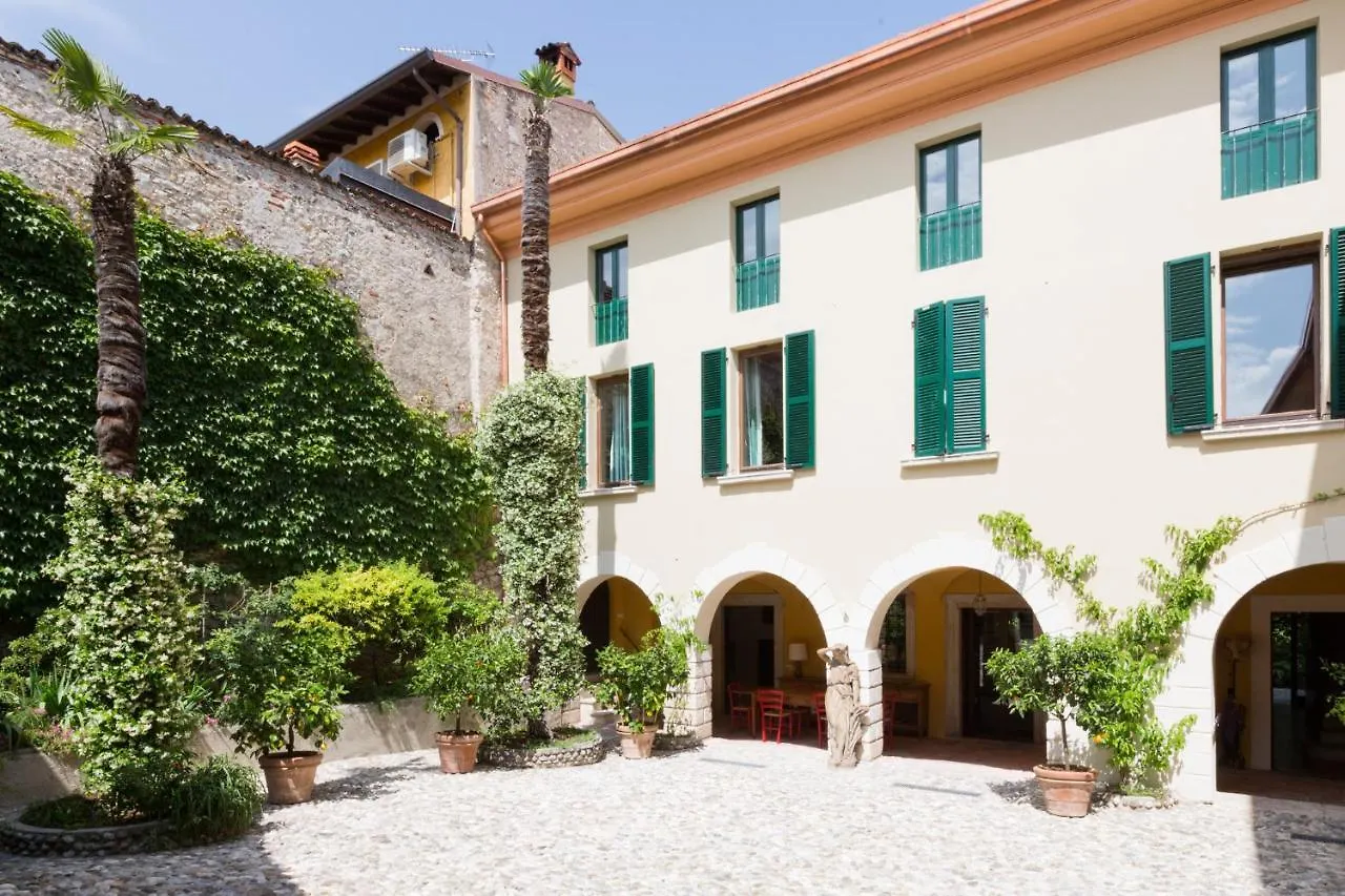 B&B Corte Delle Muse San Felice del Benaco