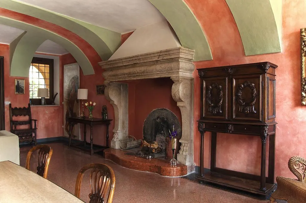 B&B Corte Delle Muse San Felice del Benaco Bed & Breakfast
